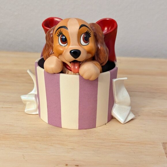 WDCC Disney Lady "A Perfect Beautiful Little Lady" Lady & the Tramp Box & COA